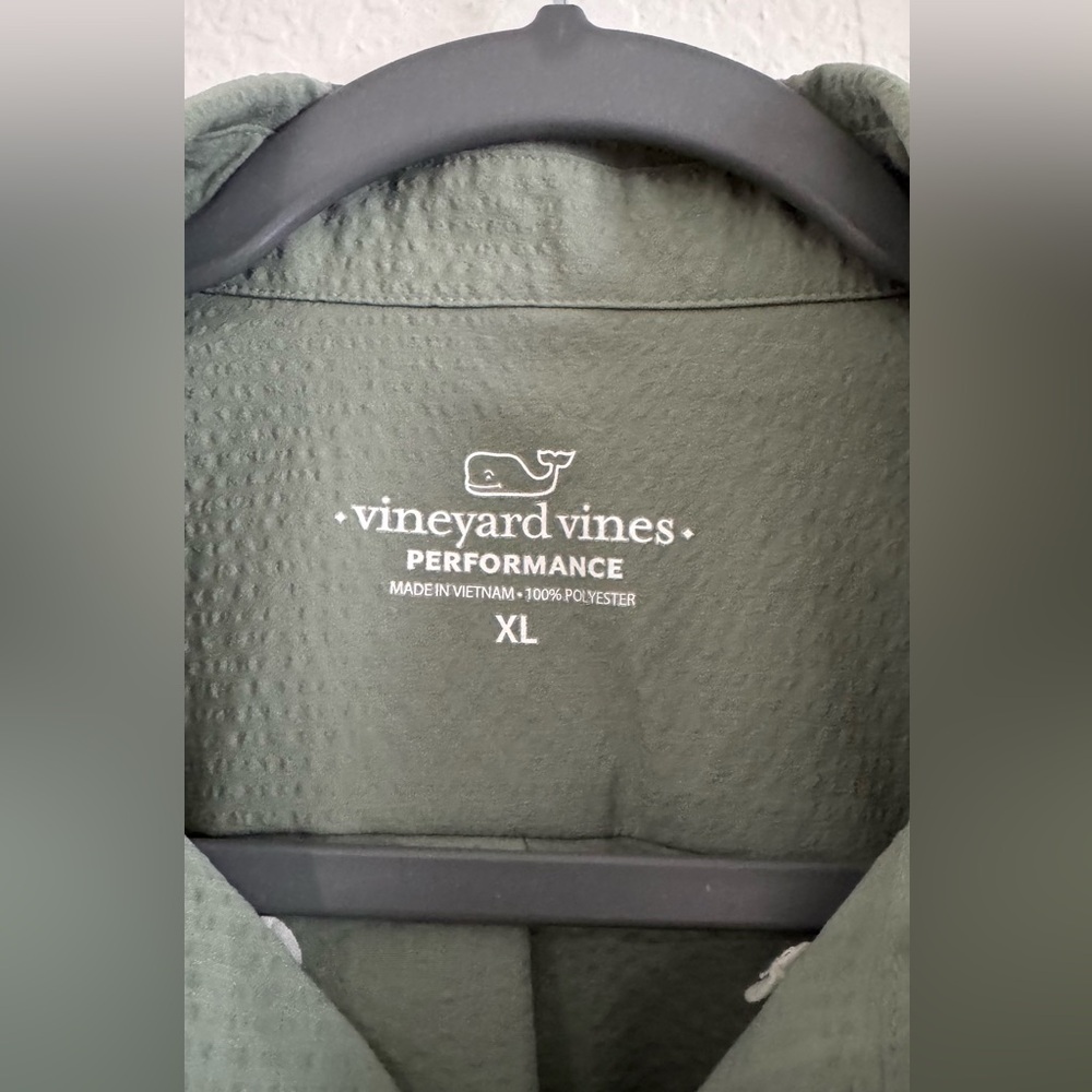 Vineyard Vines Performance Button Down Short Slee… - image 3